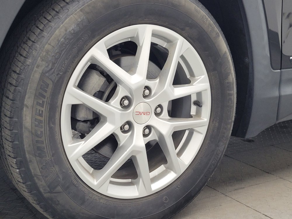 Used 2020 GMC Terrain SLT FWD image 31