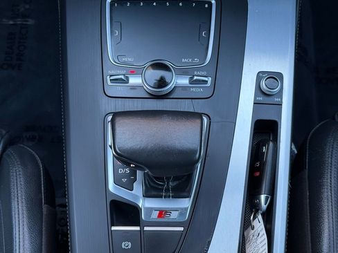 Used 2018 Audi SQ5 Prestige image 30