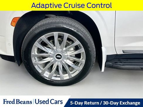 Used 2023 Cadillac Escalade ESV Premium Luxury AWD/4WD image 41