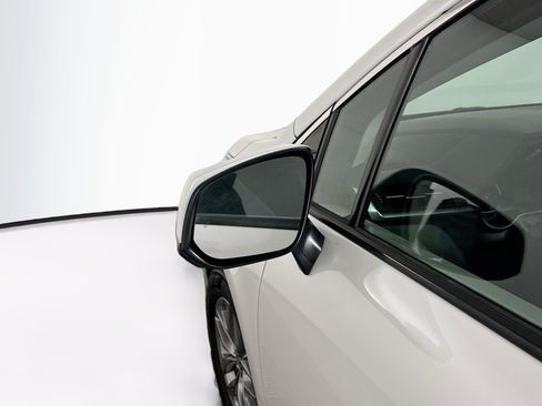 Used 2023 Toyota Sienna XLE FWD image 16