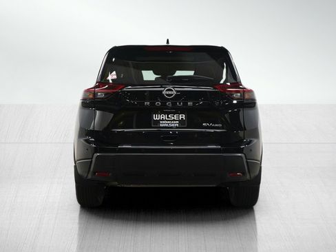 Used 2024 Nissan Rogue SV w/ SV Premium Package AWD/4WD image 5
