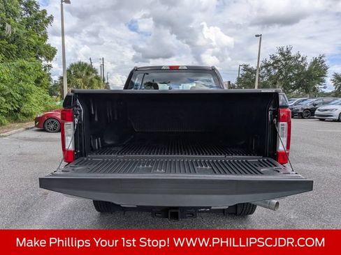 Used 2018 Ford F250 XL w/ Power Equipment Group AWD/4WD image 12