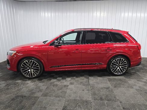 Used 2025 Audi SQ7 Prestige w/ Prestige Package AWD/4WD image 5