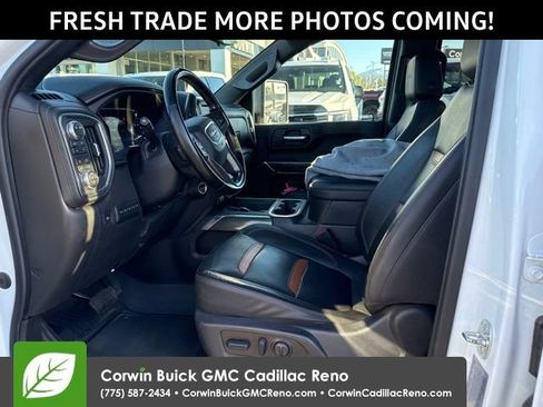 Used 2023 GMC Sierra 2500 AT4 w/ AT4 Premium Plus Package AWD/4WD image 3