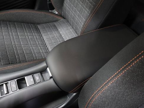 New 2026 Honda HR-V Sport image 28