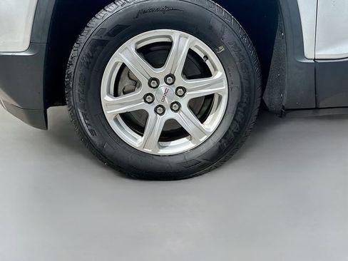 Used 2018 GMC Acadia SLE FWD image 33