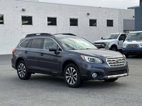 Used 2017 Subaru Outback 3.6R Limited image 5