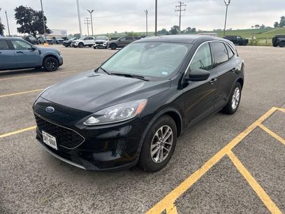 Used 2022 Ford Escape SE w/ Convenience Package