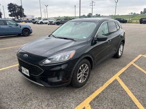Used 2022 Ford Escape SE w/ Convenience Package FWD image 1