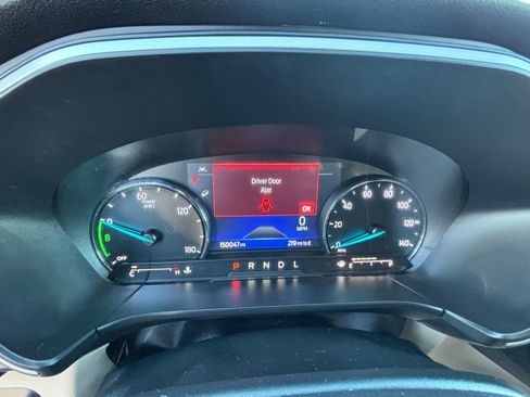 Used 2021 Ford Escape SEL image 16