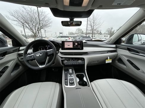 New 2026 INFINITI QX60 Luxe image 12