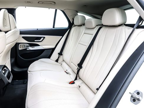 Certified 2025 Mercedes-Benz E 450 4MATIC All-Terrain Wagon image 10