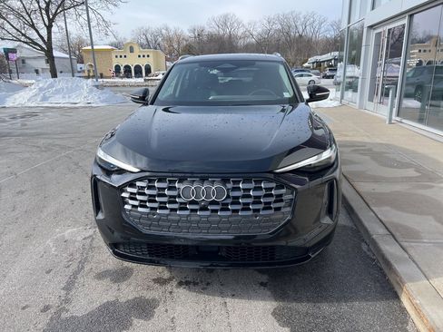 Certified 2025 Audi Q5 Premium w/ Convenience Package image 46