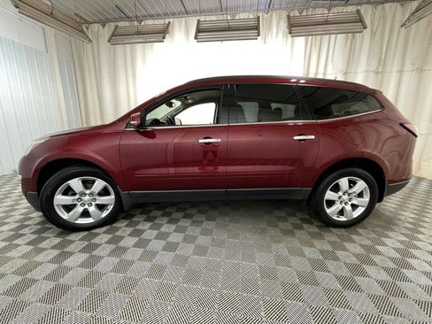 Used 2017 Chevrolet Traverse LT w/ Style and Technology Package AWD/4WD image 14