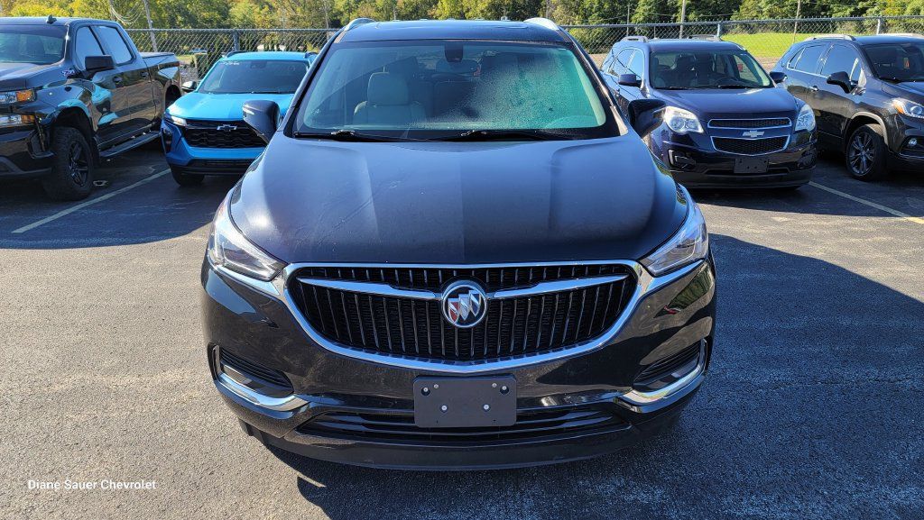 Used 2021 Buick Enclave Essence w/ Sound and Sites Package AWD/4WD image 1