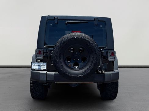 Used 2017 Jeep Wrangler Unlimited Sport AWD/4WD image 4