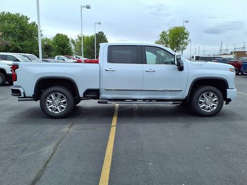 New 2026 Chevrolet Silverado 2500 High Country w/ Technology Package AWD/4WD image 6
