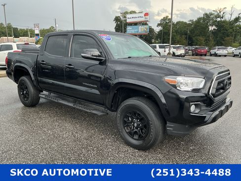Used 2022 Toyota Tacoma SR5 w/ Technology Package RWD image 7