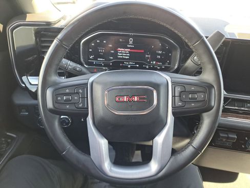 Used 2023 GMC Sierra 1500 SLE image 40