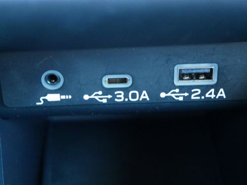 Certified 2023 Subaru Legacy Limited image 29