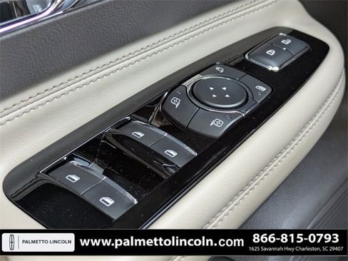 Certified 2022 Lincoln Corsair FWD w/ Premium Package image 22