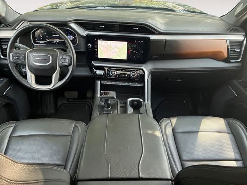 Used 2023 GMC Sierra 1500 Denali w/ Denali Reserve Package AWD/4WD image 10
