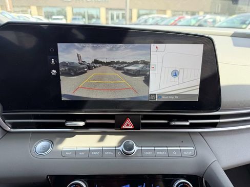 Certified 2023 Hyundai Elantra SEL w/ Convenience Package FWD image 23