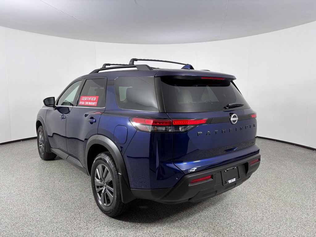 Used 2025 Nissan Pathfinder SV w/ Black Appearance Package AWD/4WD image 5