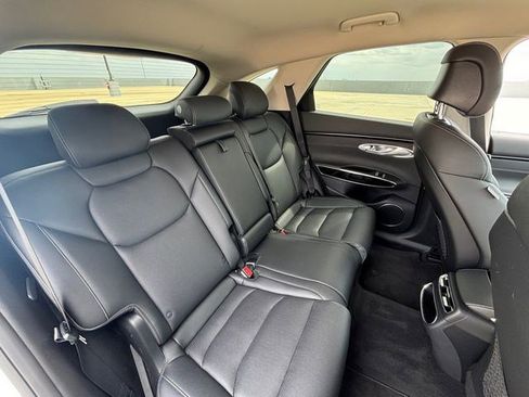 Used 2025 Genesis GV70 2.5T image 20