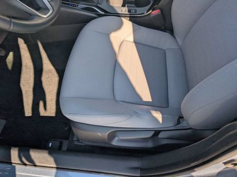 Used 2025 Toyota Corolla SE w/ Convenience Package FWD image 21