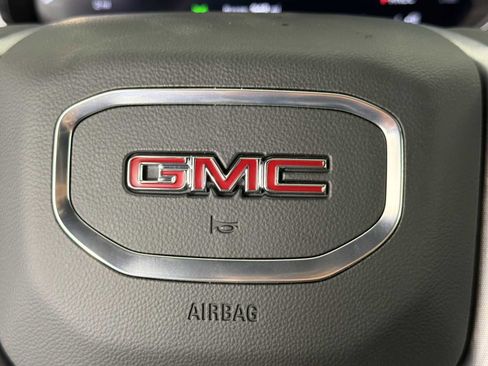 New 2026 GMC Sierra 1500 SLT w/ X31 Off-Road Package AWD/4WD image 22