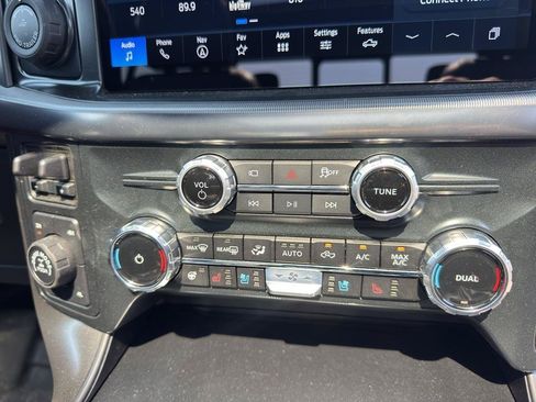 Used 2025 Ford F150 Lariat AWD/4WD image 15