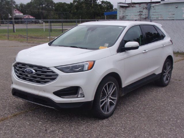 Used 2024 Ford Edge Titanium w/ Equipment Group 301A AWD/4WD image 3