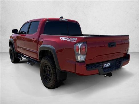 Used 2021 Toyota Tacoma TRD Off-Road w/ Technology Package AWD/4WD image 8