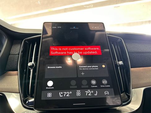 New 2026 Volvo XC90 B6 Plus w/ Protection Package Premier image 16