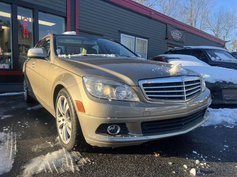Used 2009 Mercedes-Benz C 300 4MATIC Sedan image 16