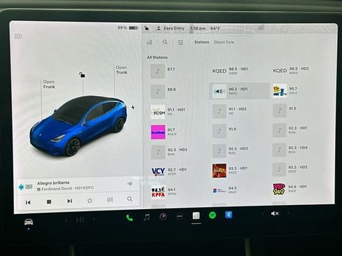 Used 2021 Tesla Model Y Long Range image 22