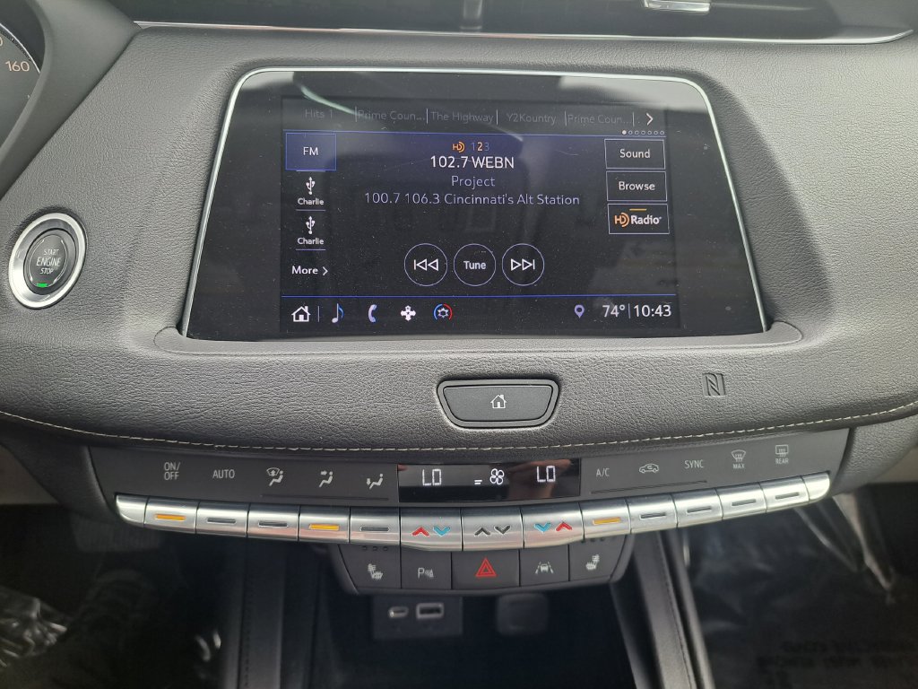 Used 2019 Cadillac XT4 Premium Luxury w/ Cold Weather Package FWD image 16
