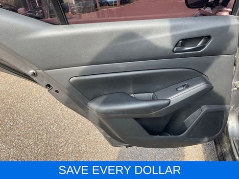 Used 2024 Nissan Altima 2.5 S FWD image 15