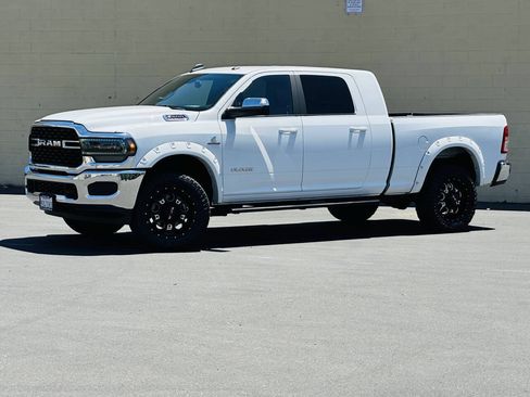 Used 2022 RAM 2500 Big Horn AWD/4WD image 4