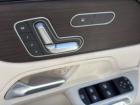 Certified 2026 Mercedes-Benz GLB 250 4MATIC image 24