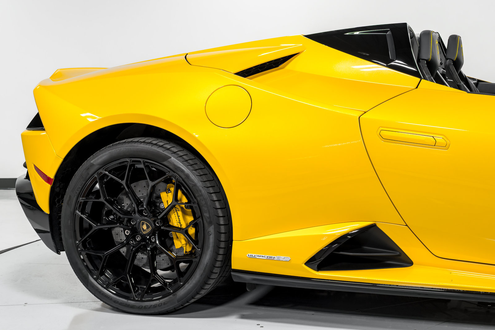 Used 2024 Lamborghini Huracan EVO AWD/4WD image 54