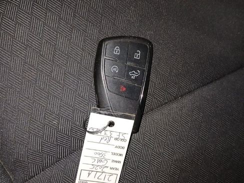 Used 2025 GMC Sierra 3500 SLE image 34