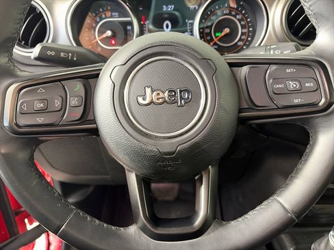 Used 2019 Jeep Wrangler Unlimited Sport S AWD/4WD image 16