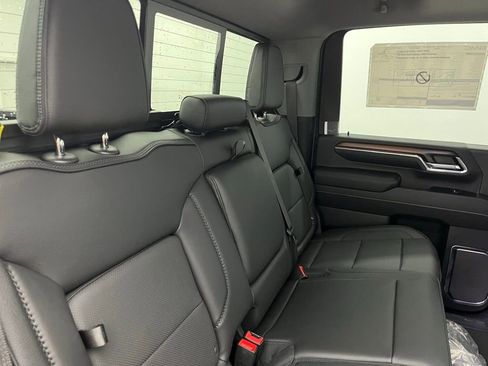 New 2024 GMC Sierra 2500 Denali w/ Denali Reserve Package image 36