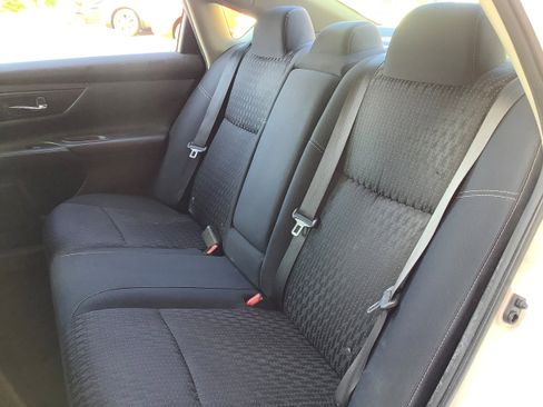 Used 2016 Nissan Altima 2.5 S w/ Power Driver Seat Package FWD image 13