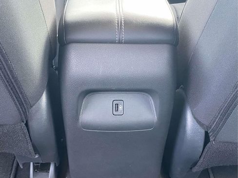 Used 2025 Nissan Sentra SV FWD image 12
