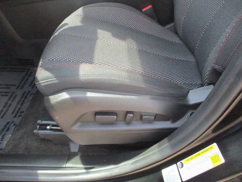 Used 2017 GMC Terrain SLE AWD/4WD image 15