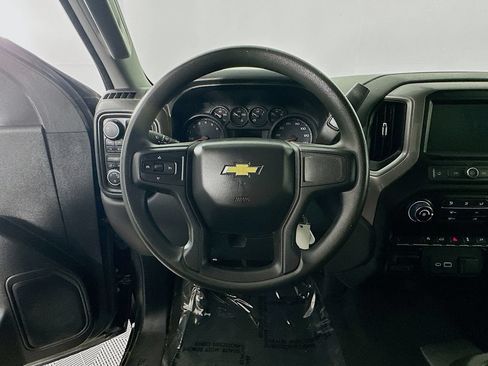 Used 2021 Chevrolet Silverado 1500 Custom AWD/4WD image 16