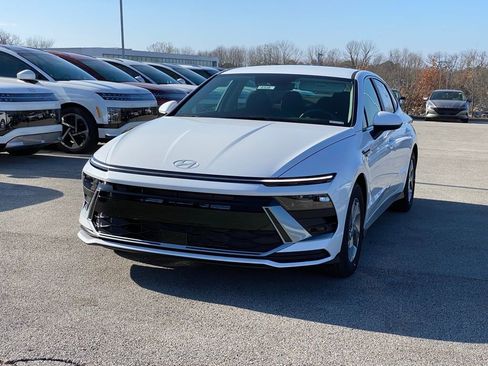 New 2026 Hyundai Sonata SE image 3